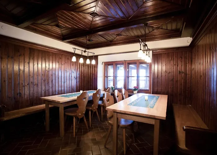 ホテル Erentrudisalm Elsbethen